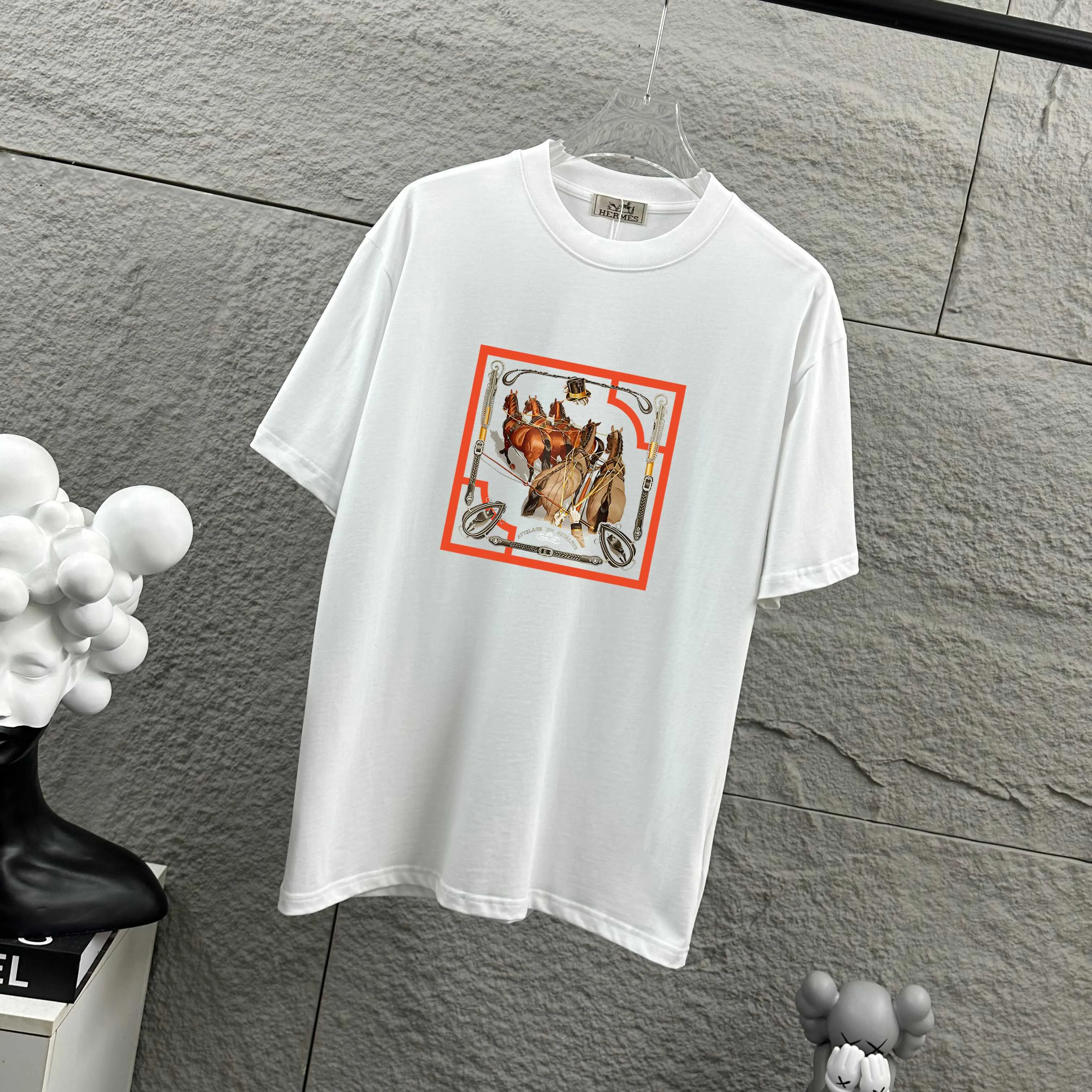 Herme* * 2026 New Arrival Classic T Same Style ：Black White Red Size： S （90-130 ） M （120-150 ） L （140-165 ） XL （160-180 ） XXL （180-210 ）